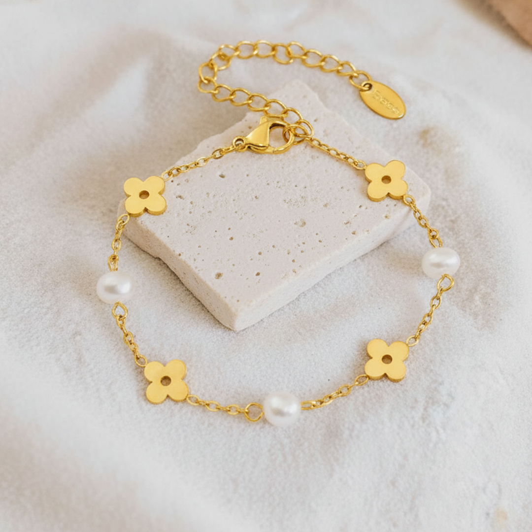 Gold Flower & Pearl Bracelet – 18K Plated Elegant Charm Jewelry