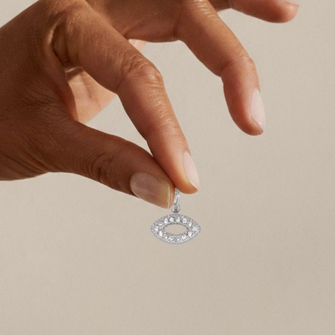 Silver Evil Eye Pendant – Protective Crystal Charm in Stainless Steel