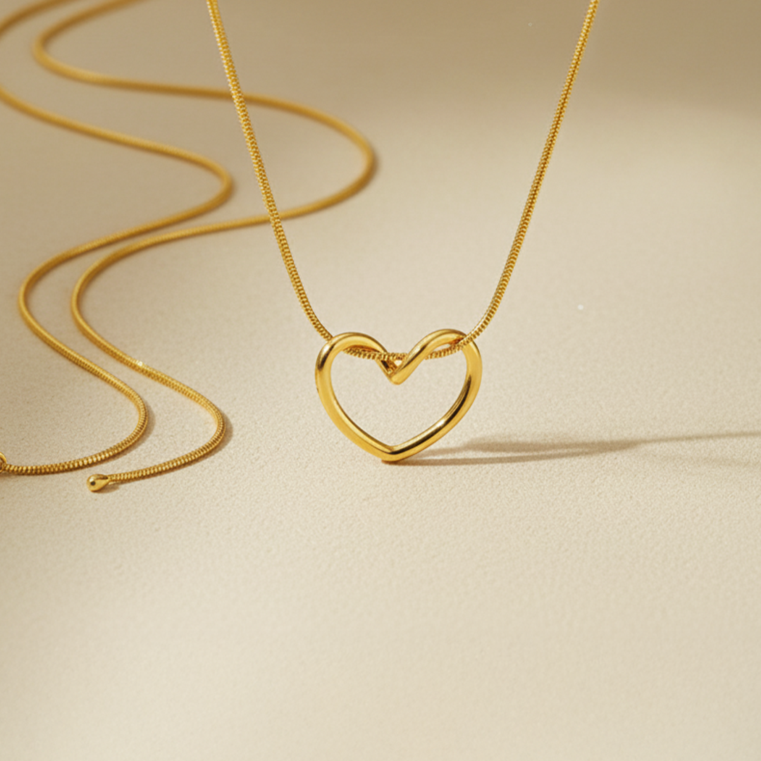 Minimal Heart Pendant Necklace – 18K Gold Love Symbol Jewelry
