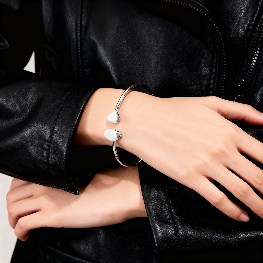 Dual Heart Minimalist Gold Bangle