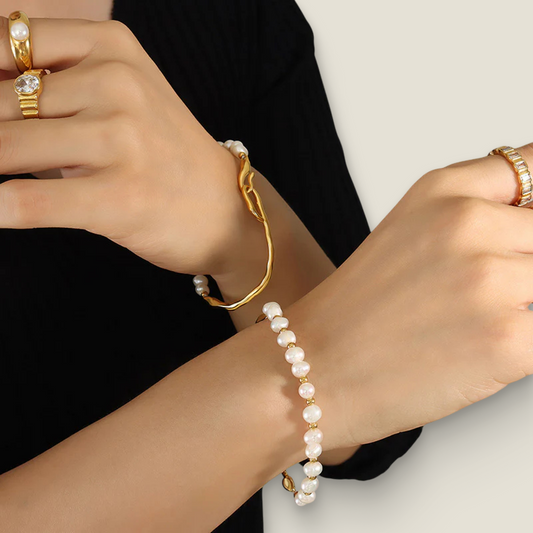 Freshwater Pearl & Gold Bracelet