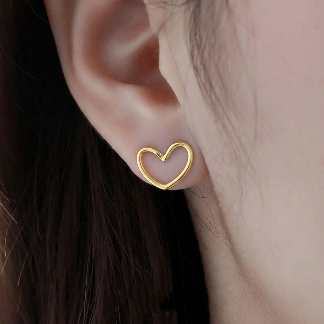Open Heart Hoop Earrings – 18K Gold Minimalist Love Jewelry