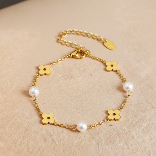 Gold Flower & Pearl Bracelet – 18K Plated Elegant Charm Jewelry