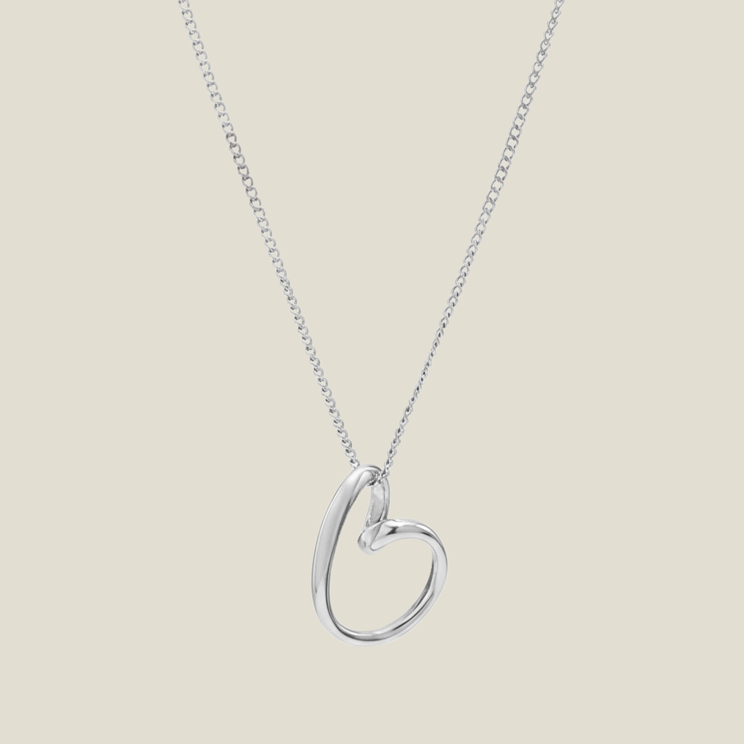 Heartline Pendant Necklace – 18K Gold & Silver Plated