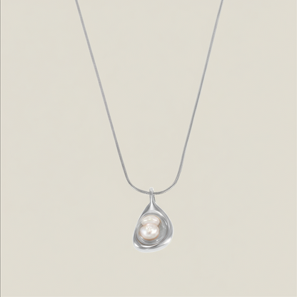 Modern Pearl Drop Pendant Necklace – Sterling Silver Plated