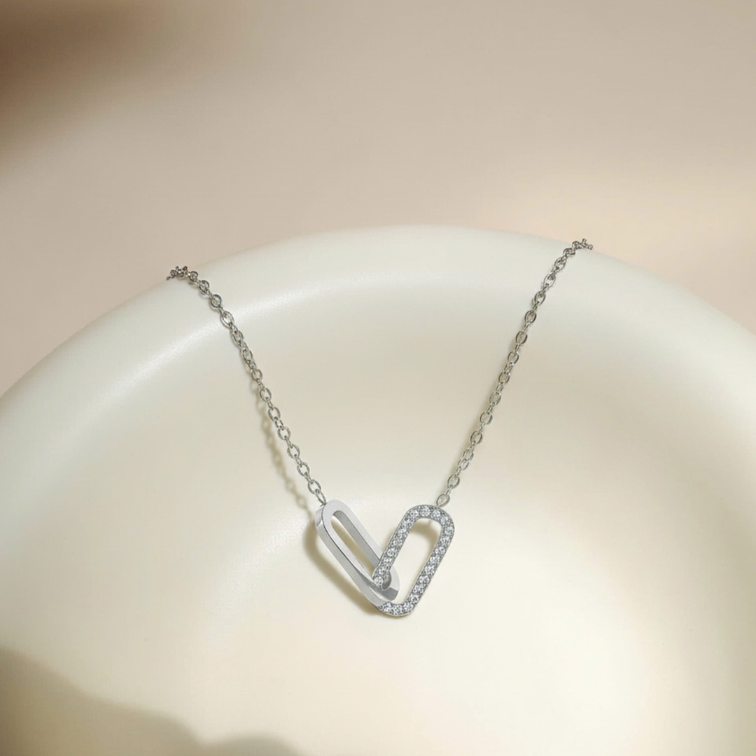 Silver Heart Link Necklace – Interlocked Heart Pendant