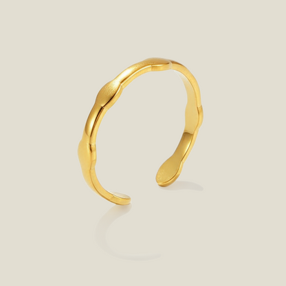 Wavy Minimal Adjustable Ring – Gold